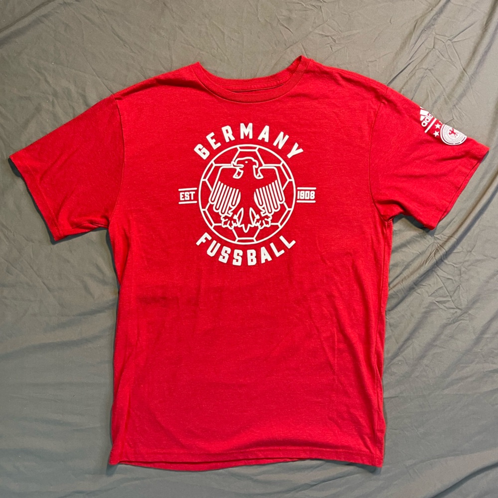 2017 adidas Germany Fussball Eagle Graphic Tee Small